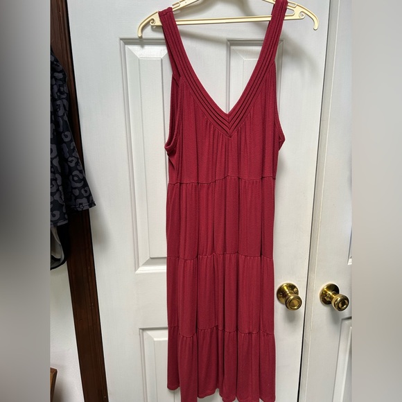 Old Navy Burgundy Sleeveless V neck, supersoft summer dress. XL. Flouncy hem. - Picture 1 of 5